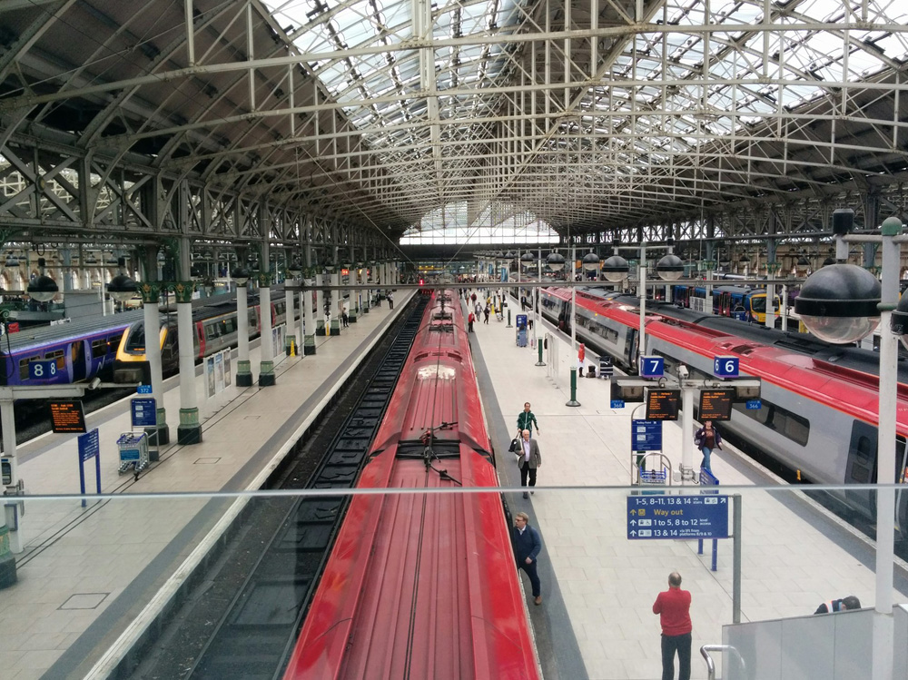 Piccadilly Station Manchester